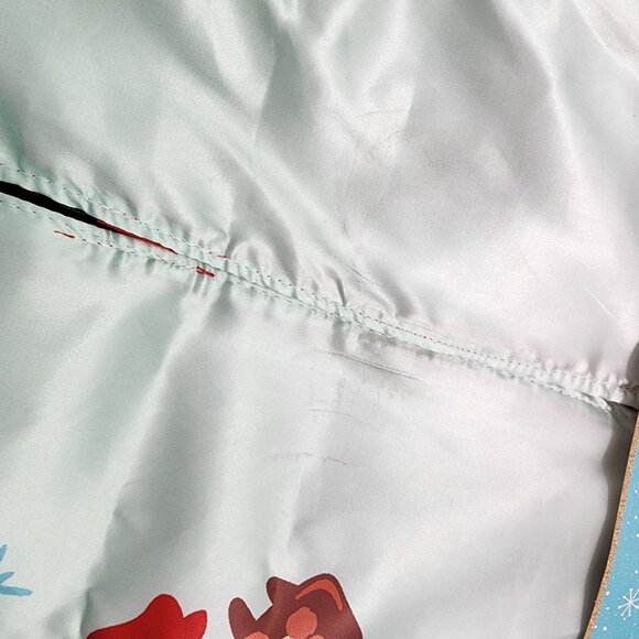 Disney 48-Inch Lilo & Stitch Christmas Tree Skirt Red Trim New - Picture 5 of 6